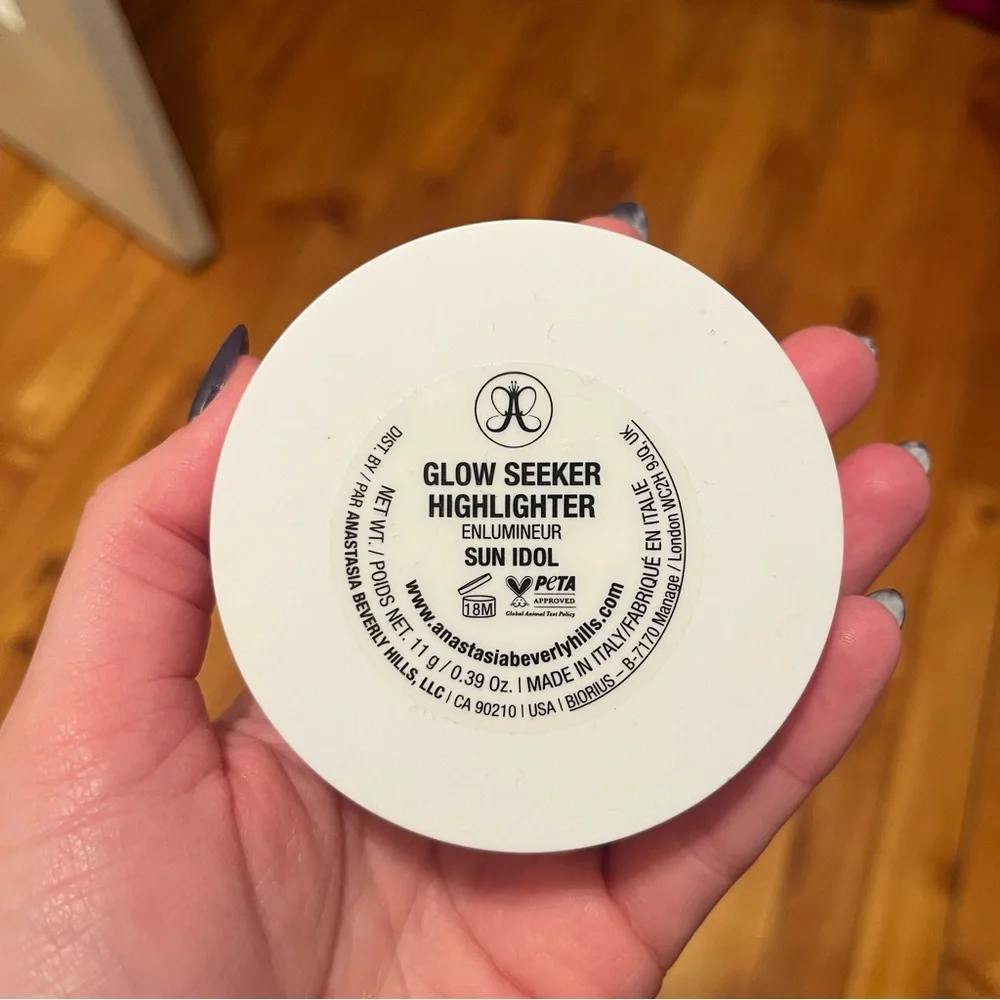 Anastasia Highlighter - Picture 2 of 5